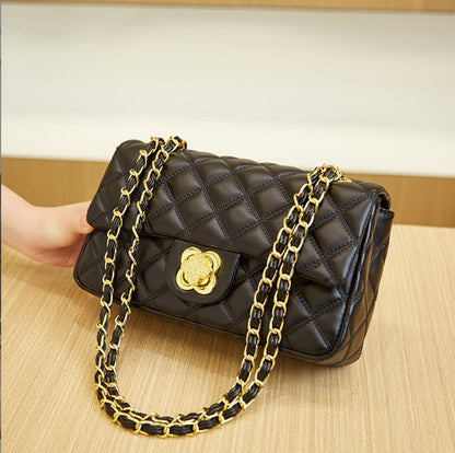 Small Fragrant Lingge Chain Bag 2022 New Large Bag Celebrity Temperament Single Shoulder Messenger Bag Large Capacity Foreign Style Portable