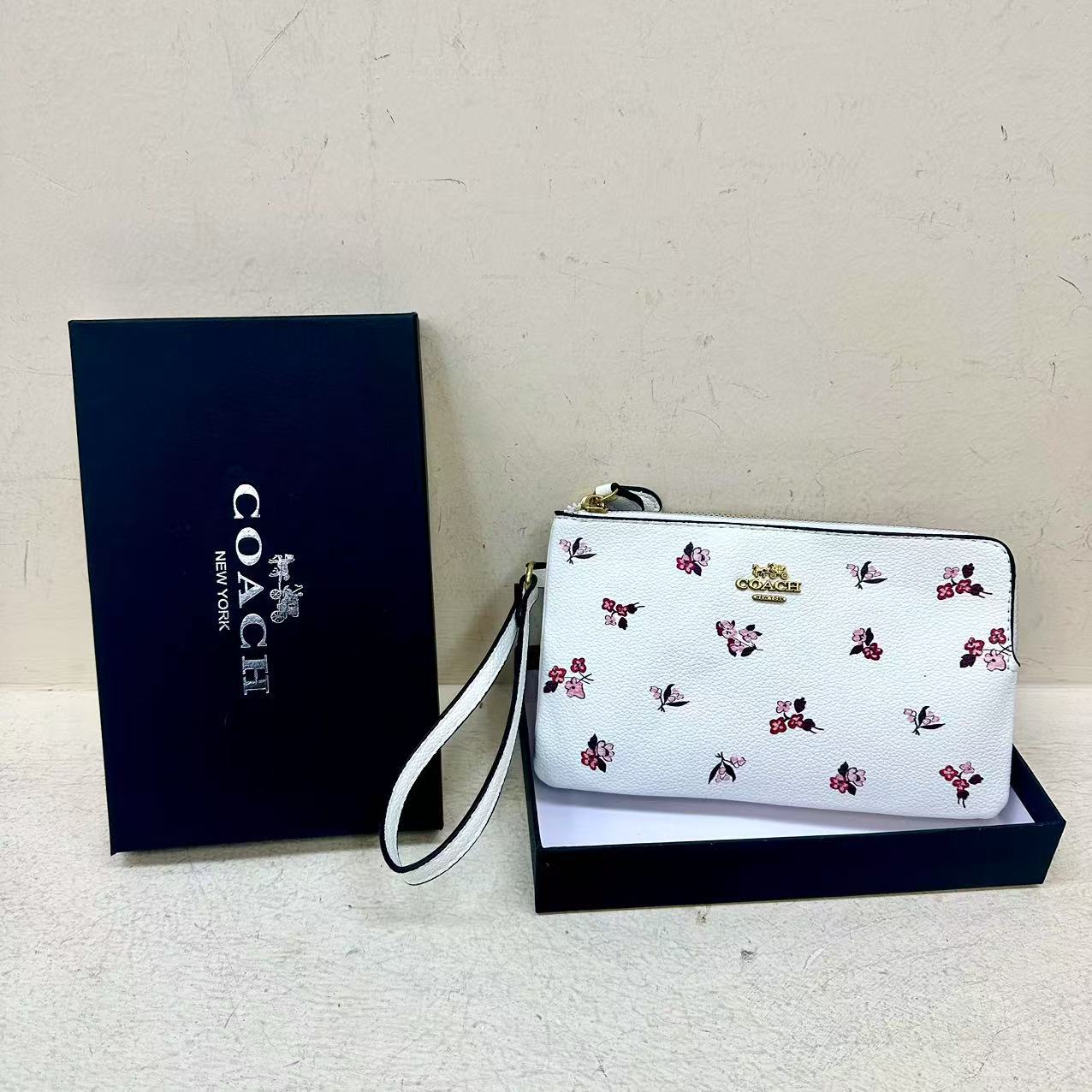 Cross-border European And American 2025 New Classic Letter Long Color Matching Wallet Fashion Style Go Out All-match Clutch Trendy